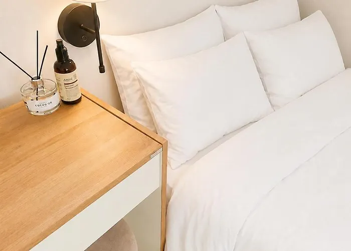 Entire Cheongnyangni Stn & Airport Bus 3min Holiday home Seoul