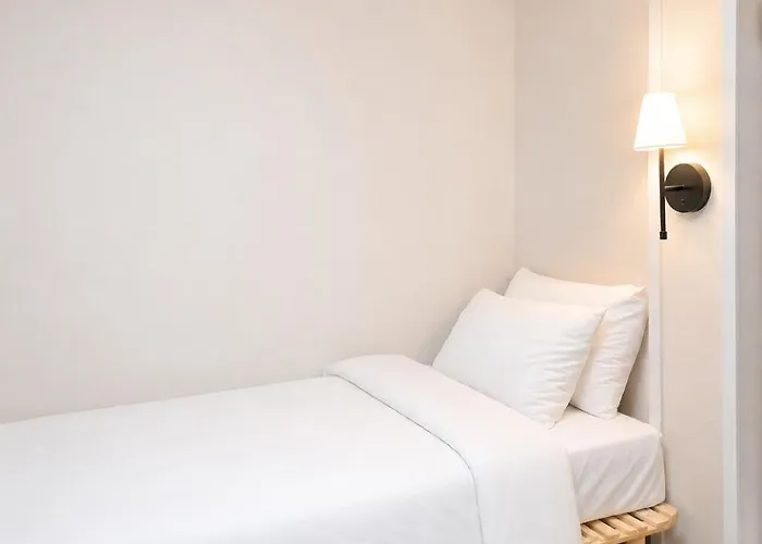 Holiday home Entire Cheongnyangni Stn & Airport Bus 3min *