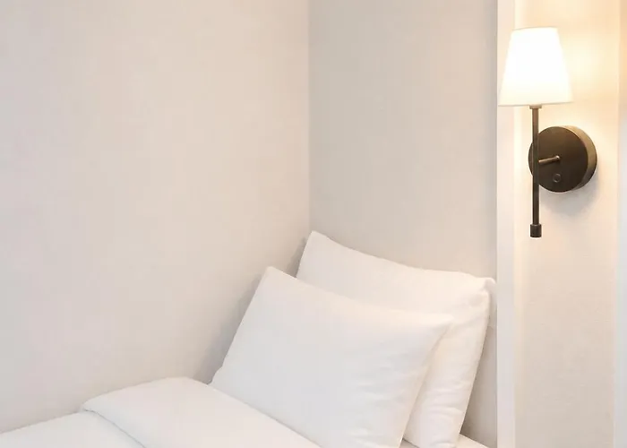 Holiday home Entire Cheongnyangni Stn & Airport Bus 3min