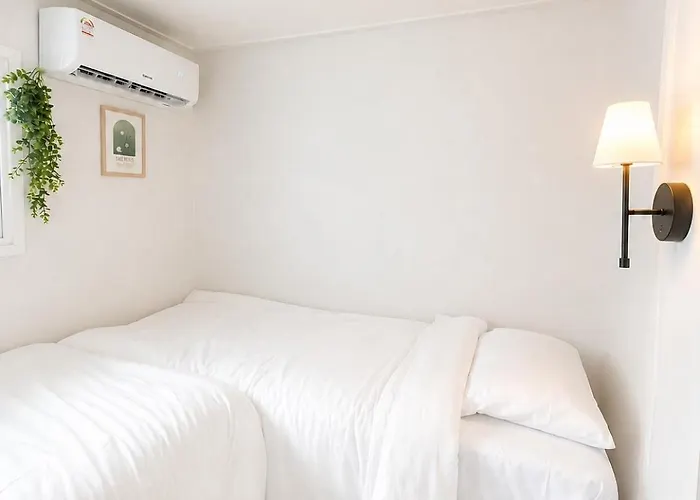Entire Cheongnyangni Stn & Airport Bus 3min Holiday home