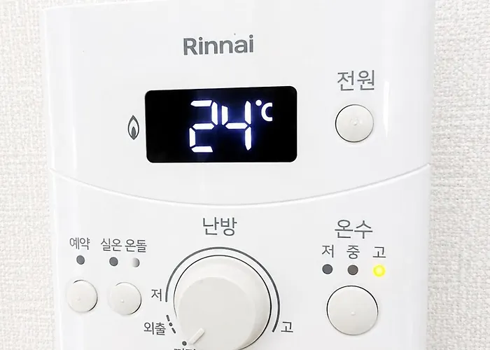 Entire Cheongnyangni Stn & Airport Bus 3min Holiday home Seoul